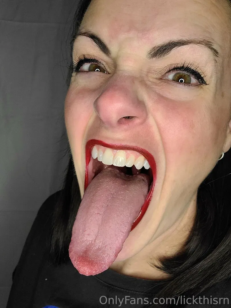 leakedintimatemoment