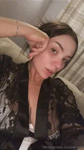 mirrorgirlkim