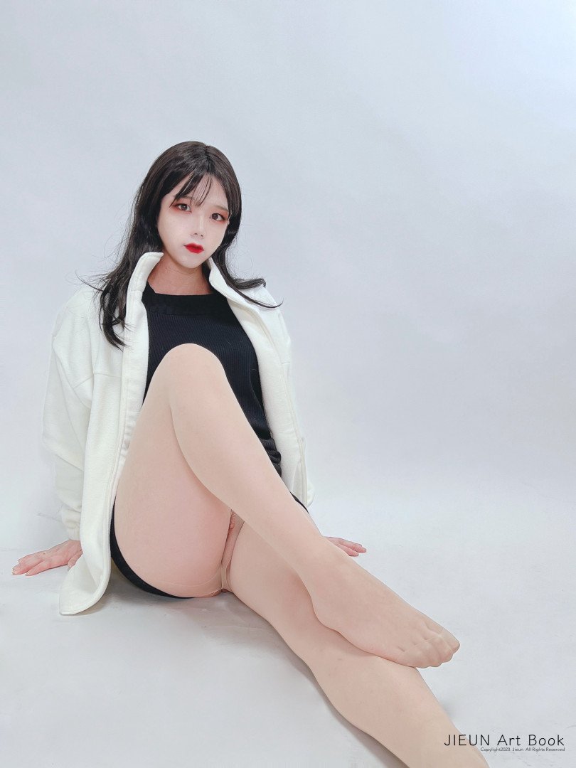 A fresh leak from Jieun