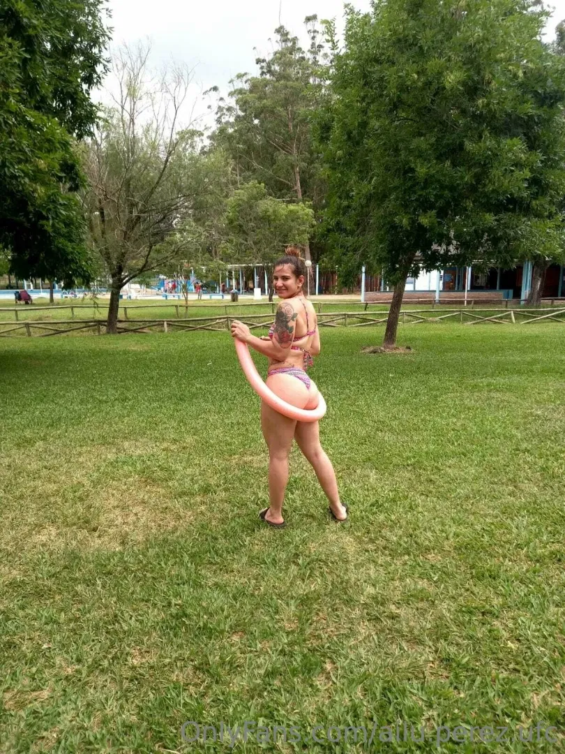 Ailin Perez nude leak 2