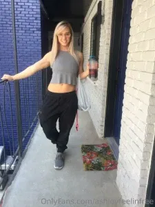 ashleyfeelinfree
