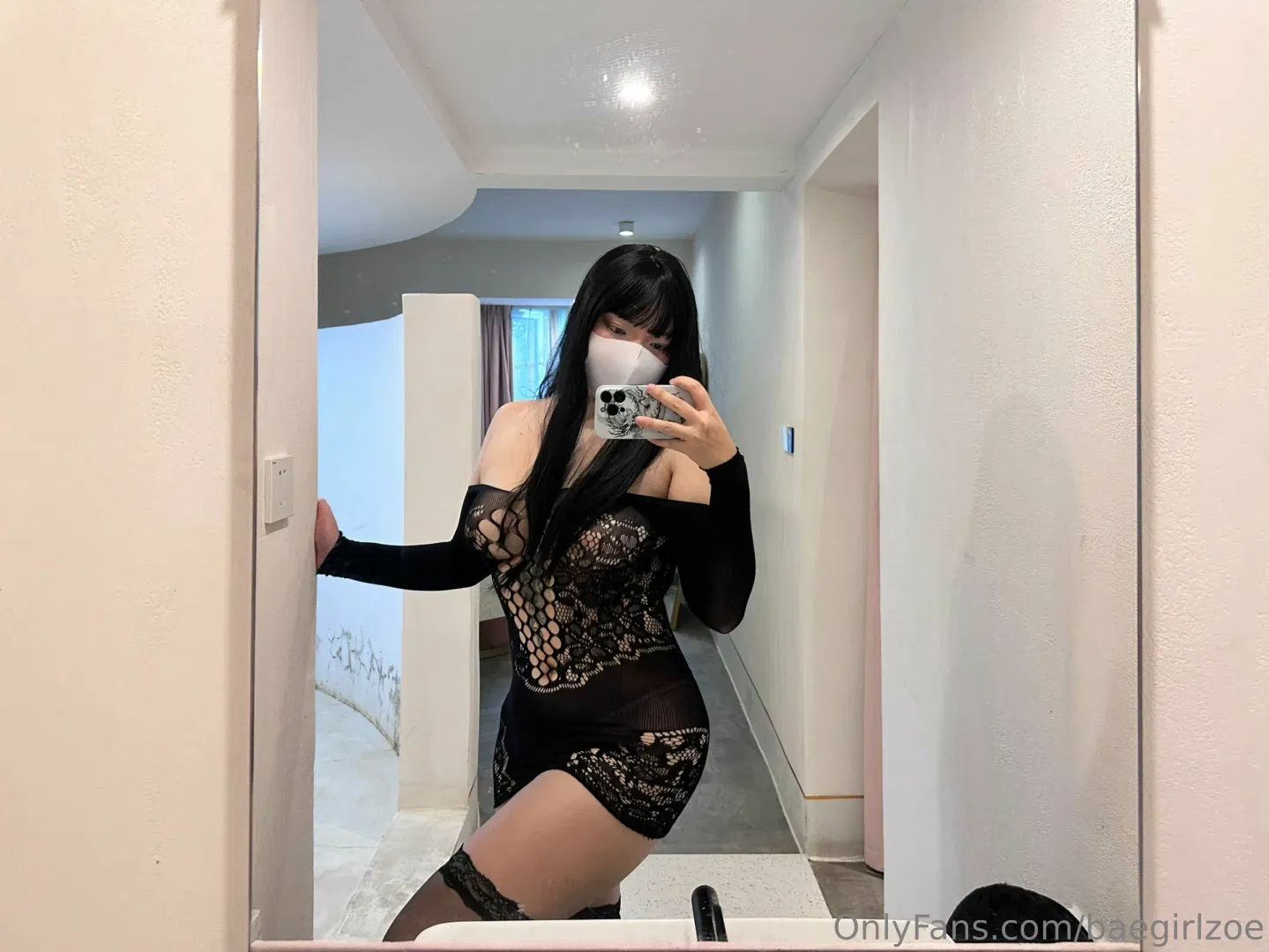 Baegirlzoe's captivating presence