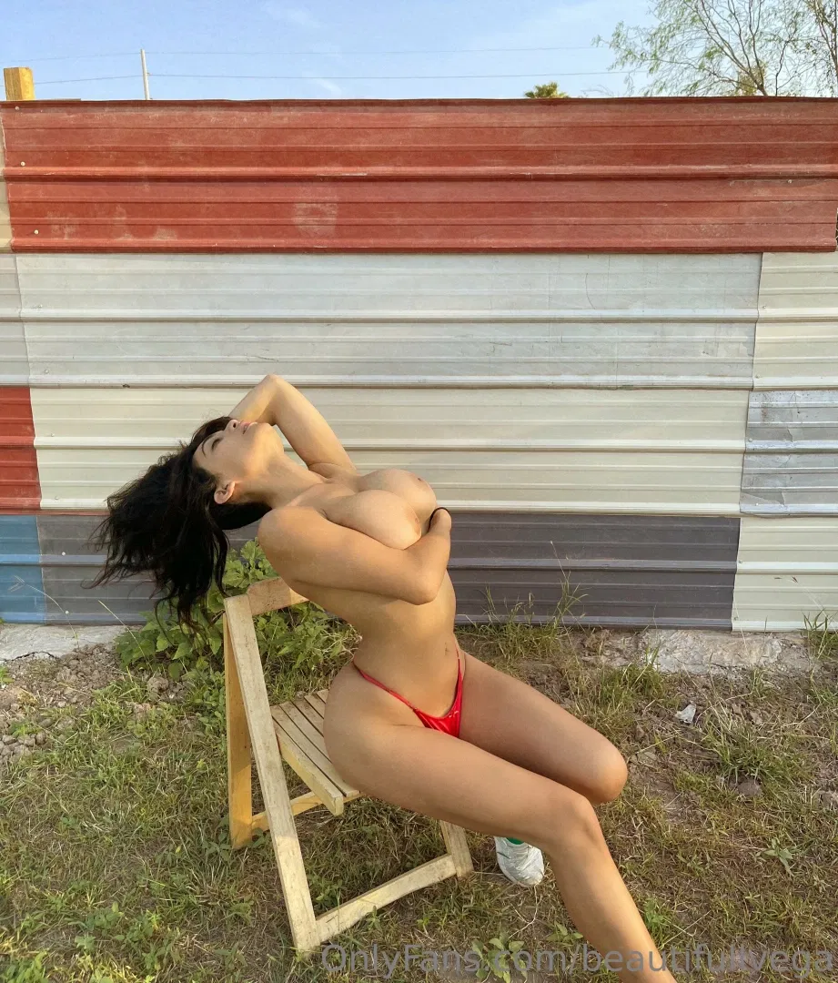 beautifullvega Leaked photo 18410608 - Leakedzone