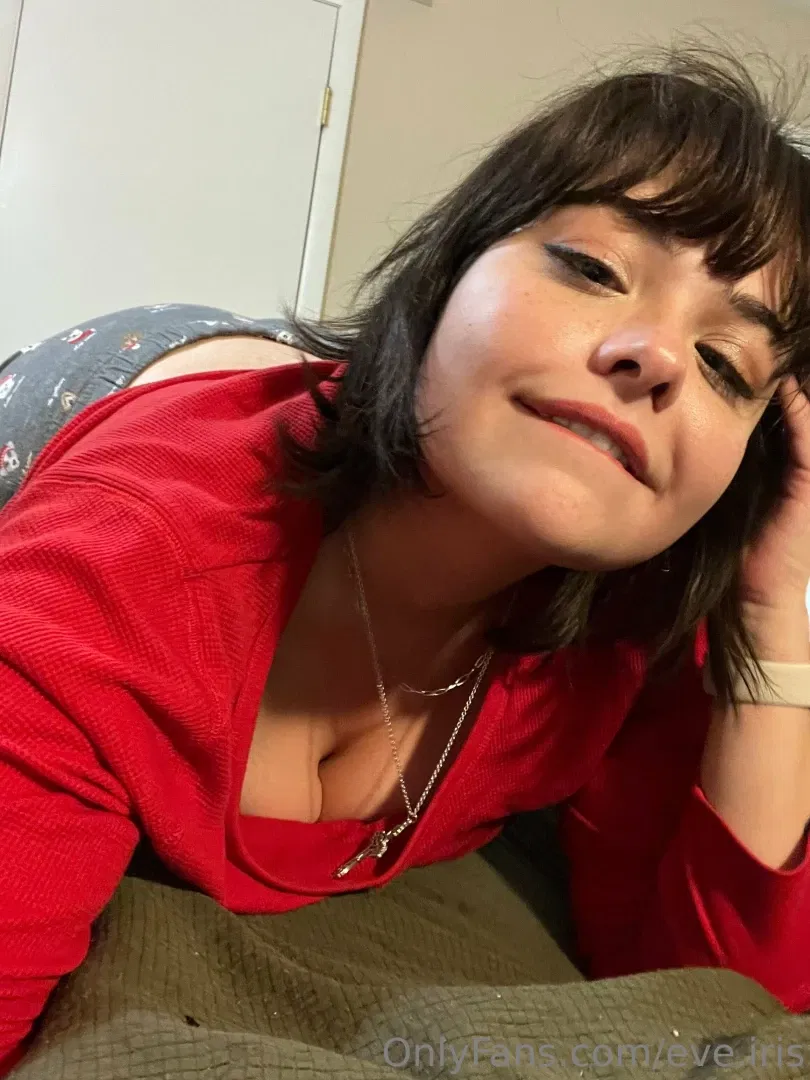 eveirisowo Leaked photo 18745003 - Leakedzone