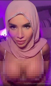 hijabiqueen69