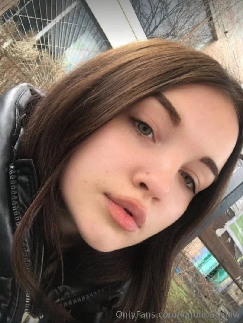 karolina_mew