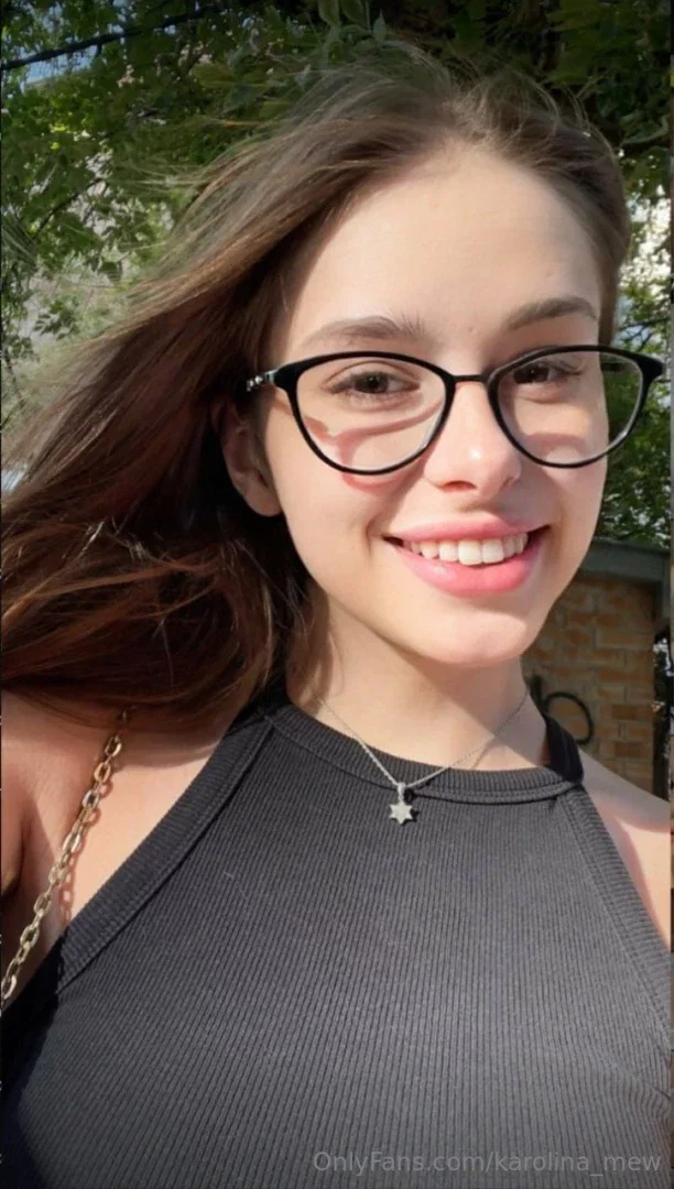 karolina_mew