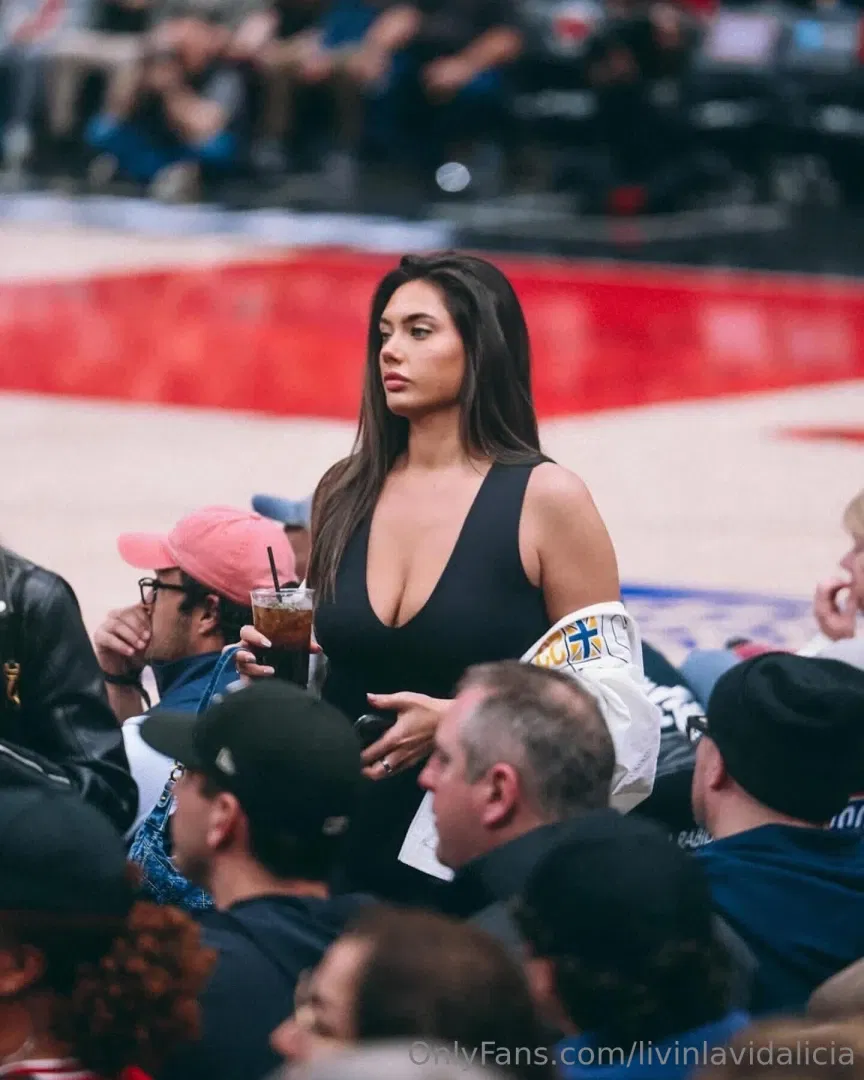 livinlavidalicia Leaked photo 19398928 - Leakedzone