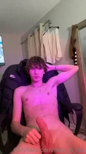 max_is_hot