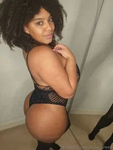 nyla_green