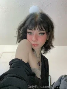 s3xyb3b3