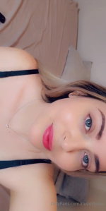 💋 THROAT GOAT B/G content ( misslillyxxx ) OnlyFans leaked video ...