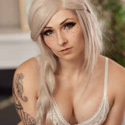 SROOZU ( sroozu ) OnlyFans Hot Photos & Videos
