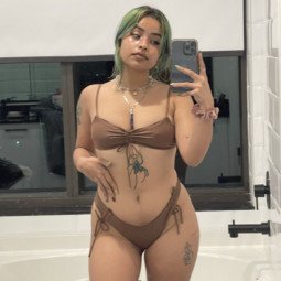 💋 Kwen 💕 ( kwenbby ) model OnlyFans on Leakedzone