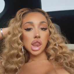 💋 Chanel Chammout ( chefchanel ) model OnlyFans on Leakedzone