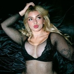 💋 taylorwrenmarie ( taylorwrenmarie ) model OnlyFans on Leakedzone