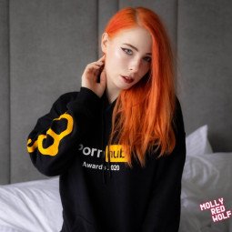 mollyredwolf-onlyfans-3-264-photos-337-videos-leakedzone