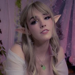 💋 Hailie ( hailierosie ) model OnlyFans on Leakedzone