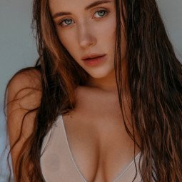 💋 Anna ( arilaviee ) OnlyFans videos on Leakedzone