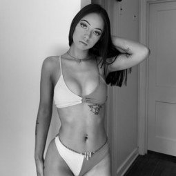 💋 Ash Nicole ( angelface2012 ) model OnlyFans on Leakedzone