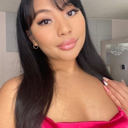 Vee Lau ( veelaux ) OnlyFans Hot Photos & Videos