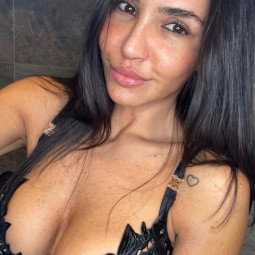 💋 Giorginina ( giorginina84 ) model OnlyFans on Leakedzone
